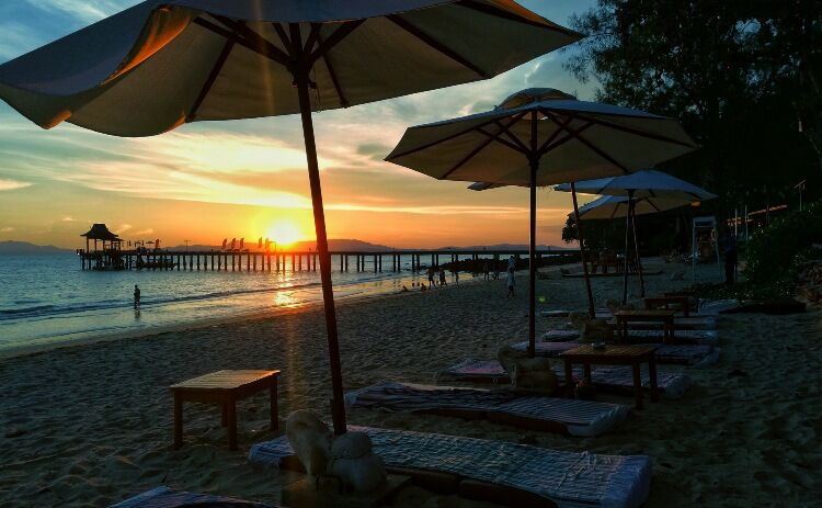 Photo of a Beautiful sunset over Loh Pared Beach, Koh Yao Yai, Thailand