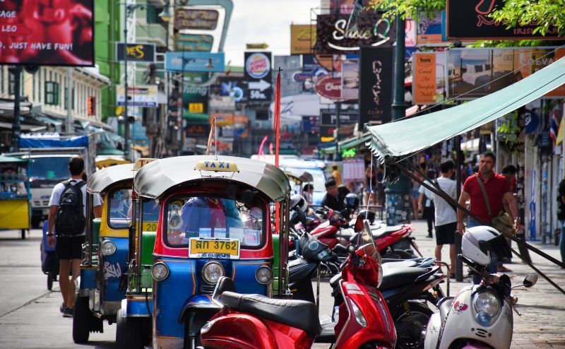 Khaosan Road or Khao San Road, either way, its backpacker central in Bangkok, Thailand