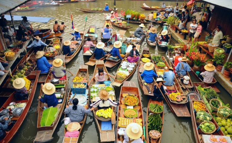 Floating Market in Bangkok