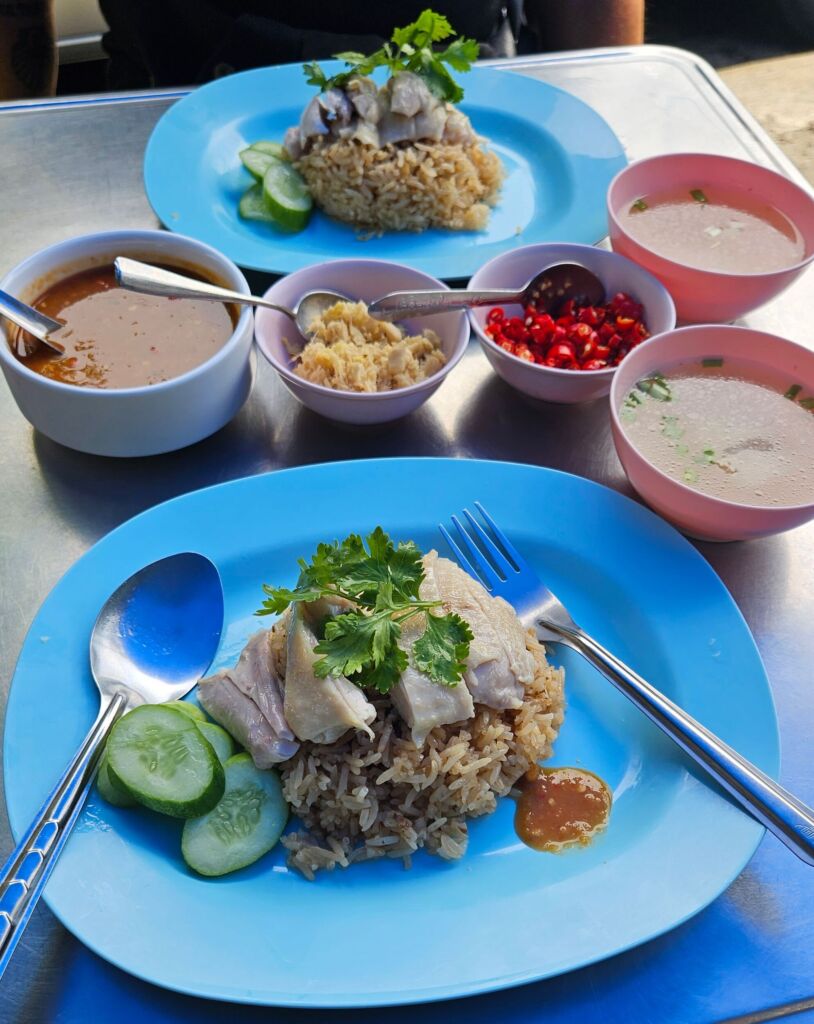 Chicken Rice with Condiments 