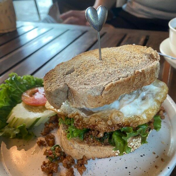 Pad Ka Prao sandwich Thailand 