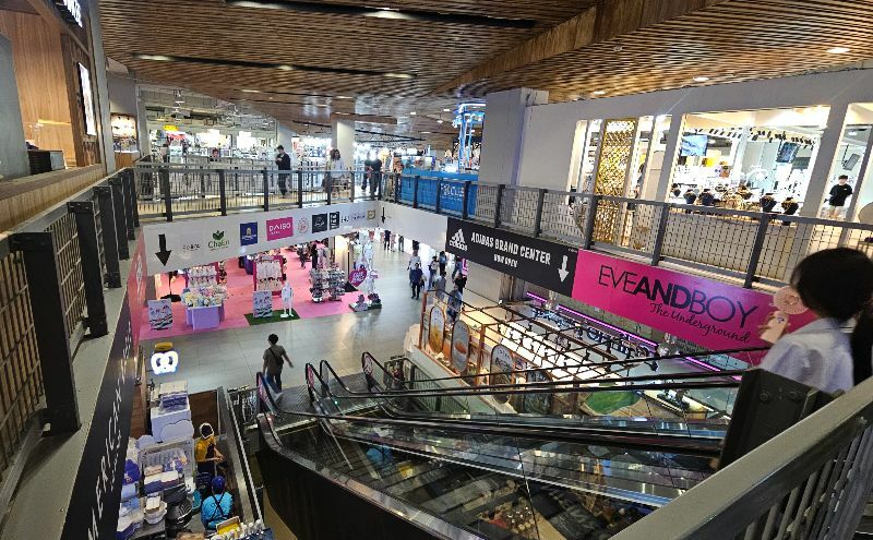 Siam Square has an open air design