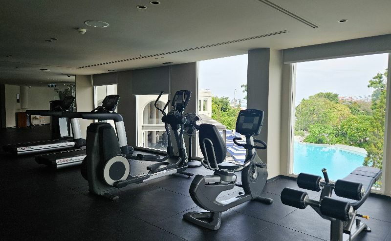 The Gym at Cross Hotel Pratamnak Hill 