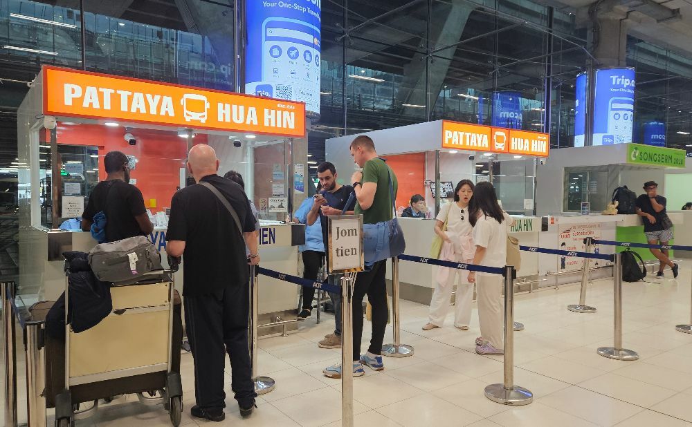 Bangkok to Hua Hin bus counter at the airport