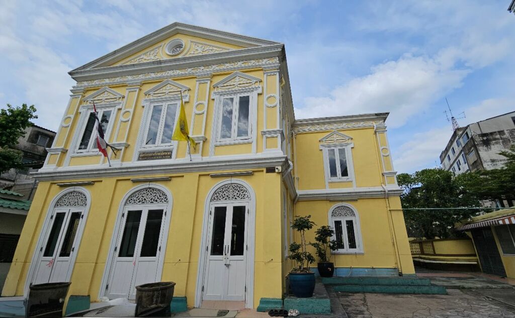 Luang Kocha Itsahak Mosque Song Wat 