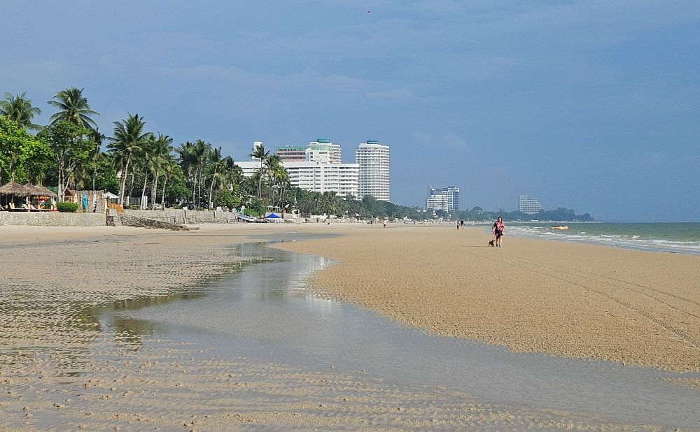 hua hin low tide