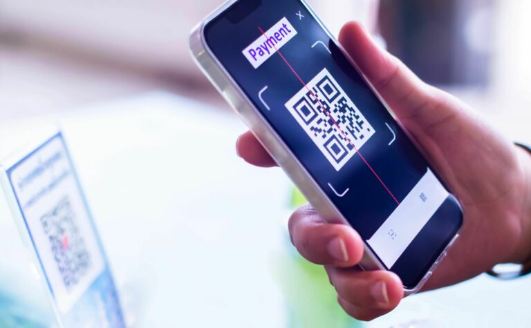 Pay by QR code in Thailand