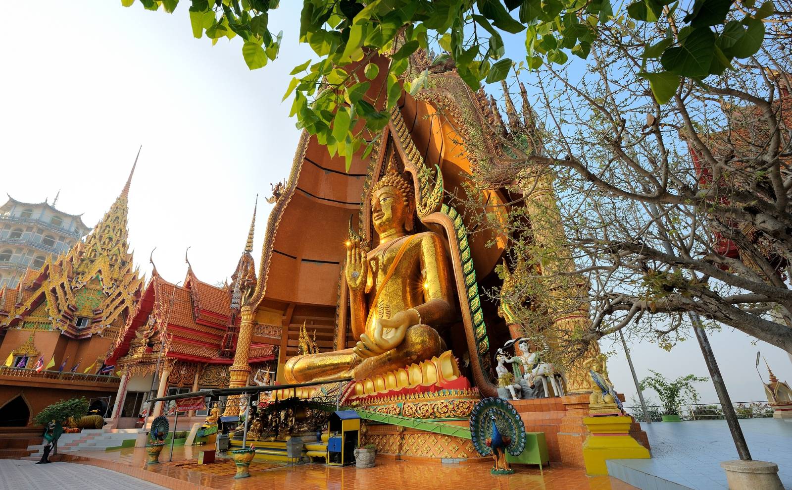 Kanchanaburi Temple 