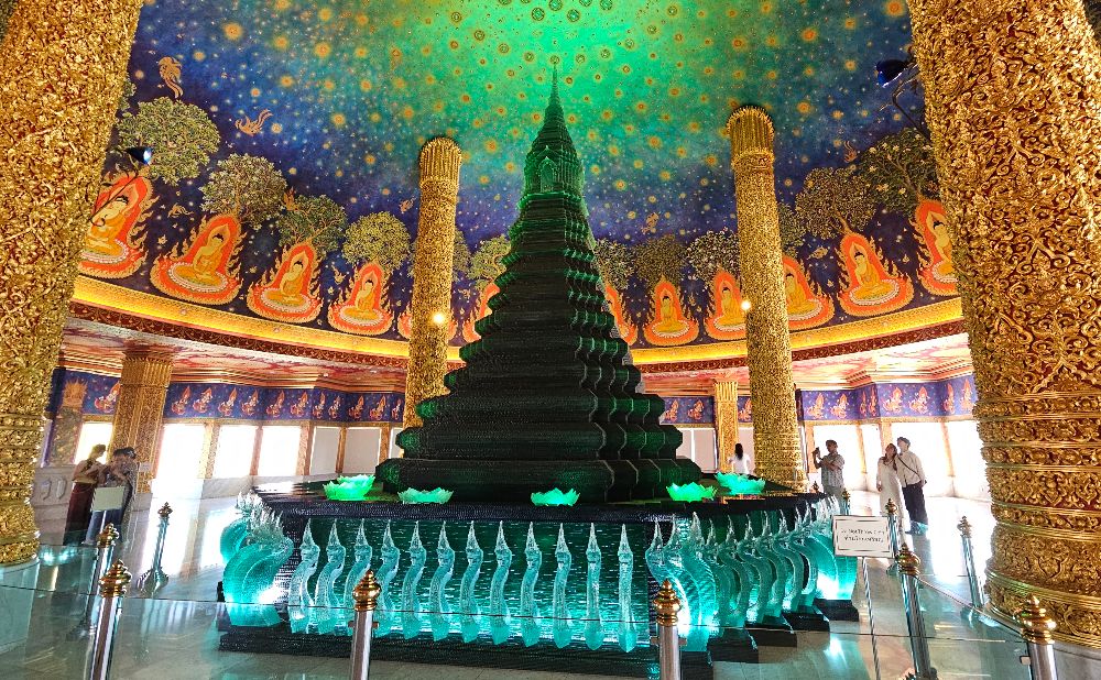 Wat Paknam Emerald Stupa
