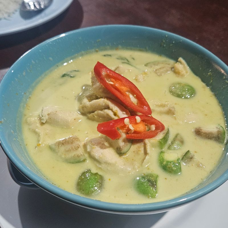 simple Thai green chicken curry 