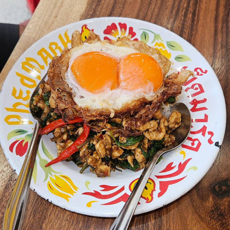 Mark Wiens Famous Pad Krapow